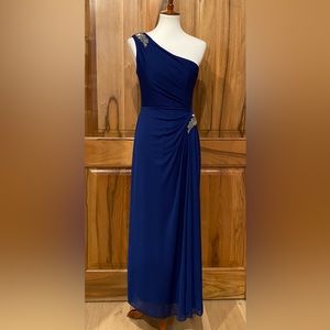 Alex Evenings Petite - Gorgeous One-Shoulder Gown, Ruched Side/Beaded Details 8P